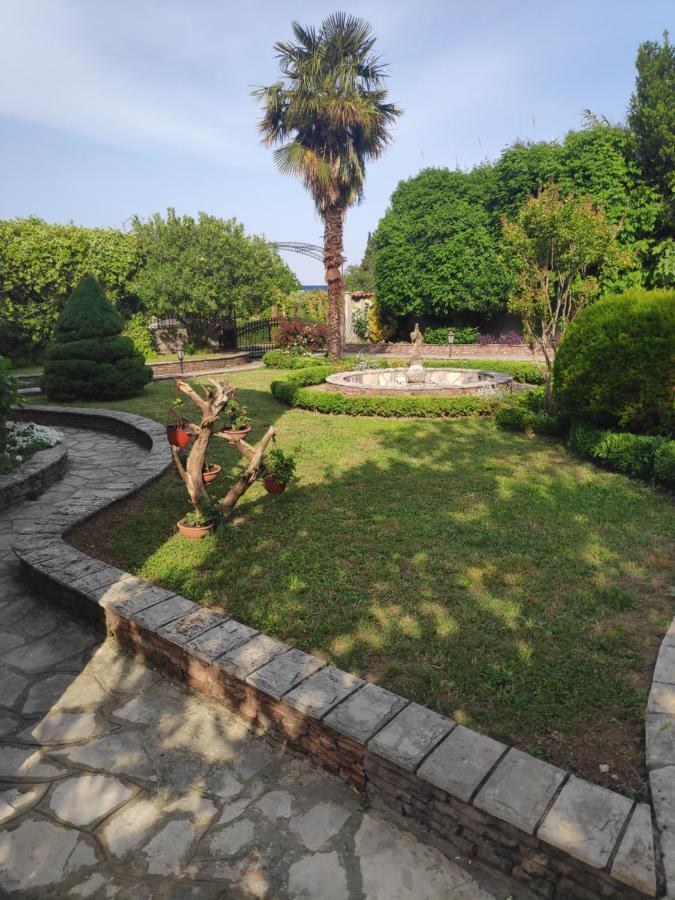Leisure House Jovovic Villa บาร์ ภายนอก รูปภาพ