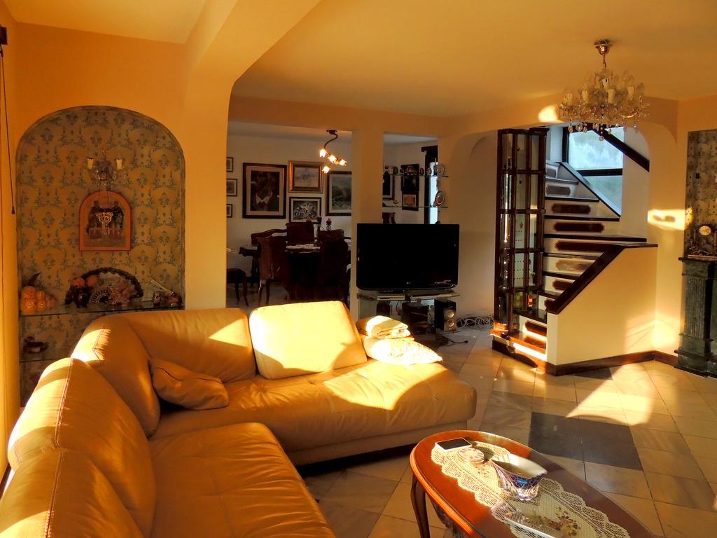 Leisure House Jovovic Villa บาร์ ห้อง รูปภาพ