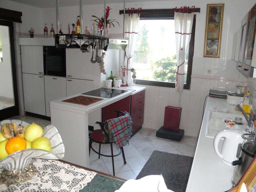 Leisure House Jovovic Villa บาร์ ห้อง รูปภาพ